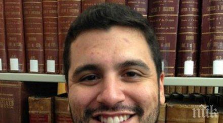 потрес панталоните адвокат подпалиха докато гледа дело палеж