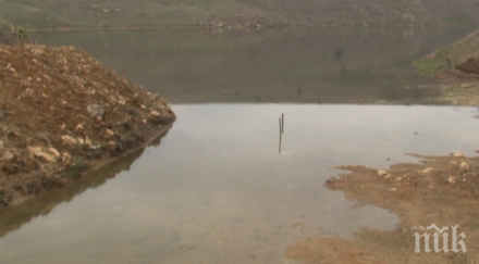 разрушен преливник язовир застрашава врачанското село лесура