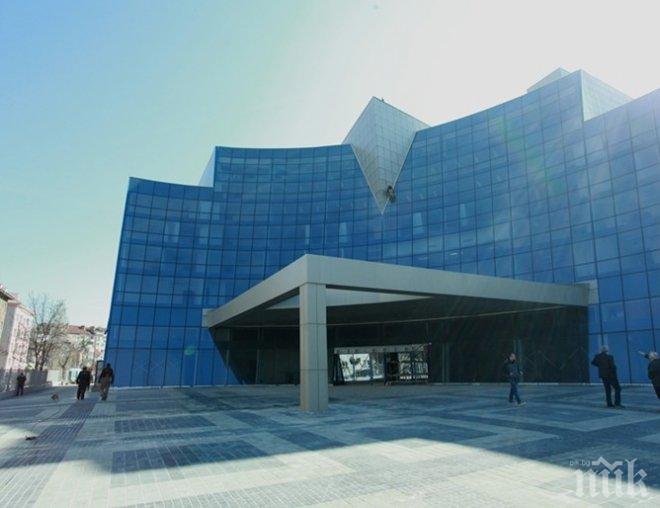 ВСС и Фандъкова се разбраха за Военното НДК
