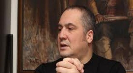 слави бинев иска депутат