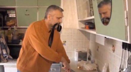 бургаски бизнесмен клъцна кутрето знак протест