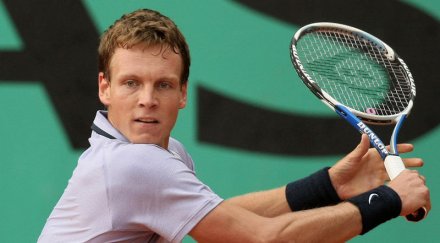 томаш бердих класира четвъртия кръг маями