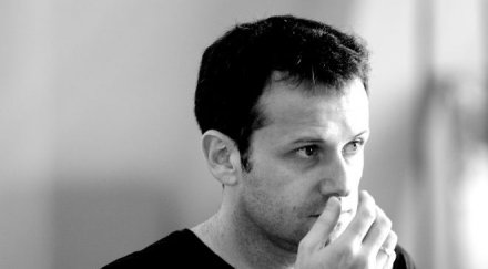 хамлет икара голият датски принц празни ръце