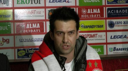 мартин камбуров иска спешна среща радуканов