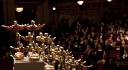 хамлет посяга икар