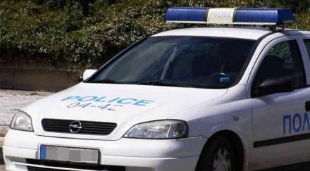 мъж троши втори път колата съперник заради жена