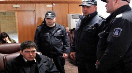 петорна експертиза подкрепи лазар колев доказателства уличиха косвено