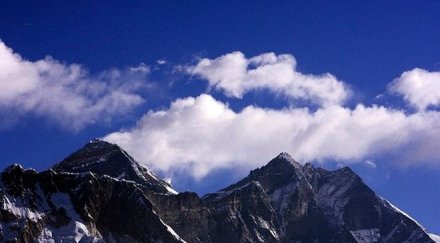 тийнейджър синдрома даун стигна подножието еверест