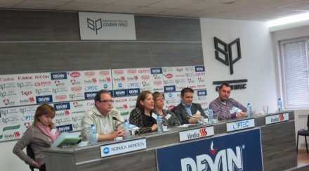 надомните работници нас нараснаха 420 хиляди