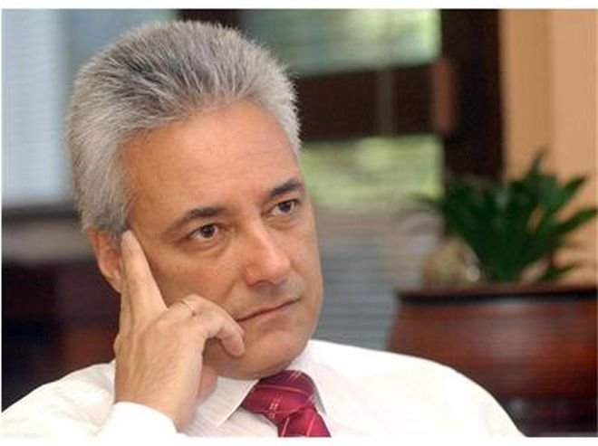 Райков отнема 40 млн. лв. от чиновниците и ги дава на бедните