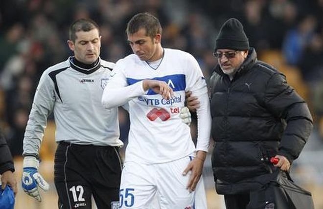 Илиан Илиев закри тренировките на Левски, Милиев и Гаджев под въпрос за Черно море