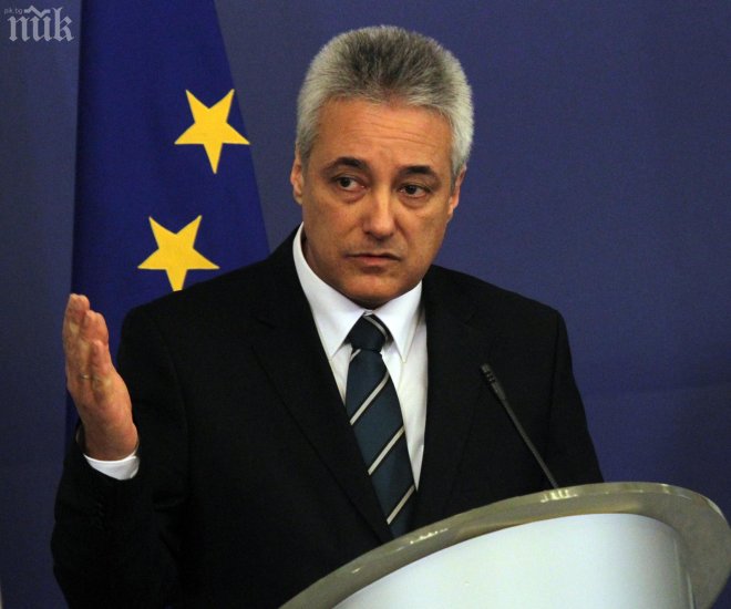 Райков: АЕЦ Белене ще е катастрофа за България