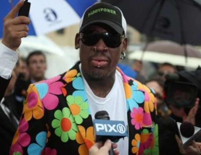 Денис Родман пристига в София утре