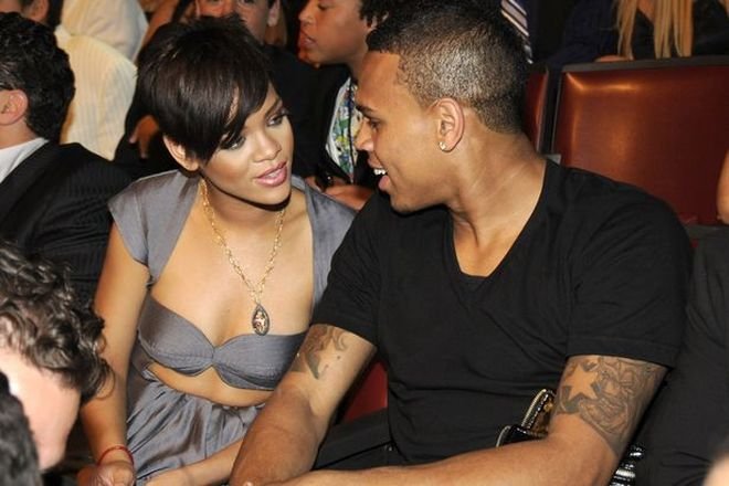 Битата от Крис Браун Риана плаче за него