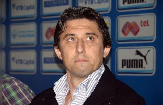 Дани Боримиров осигури самолет за Левски 