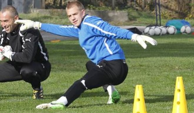 Вратар тренира с Левски веднага след пристигането си от Копенхаген