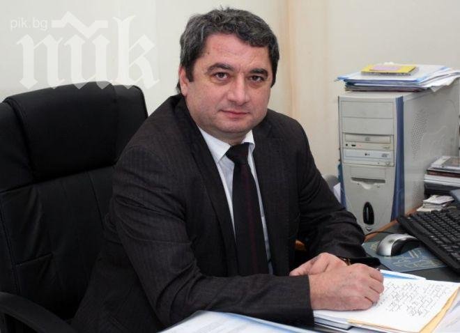 Емануил Йорданов: Цветан Цветанов се издъни, да си ходи от политиката