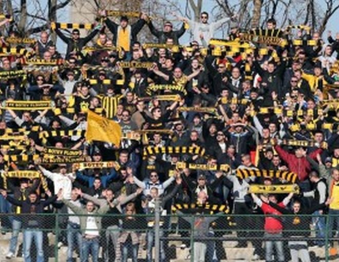 Фенове на Ботев скочиха срещу БФС заради програмата в първенството