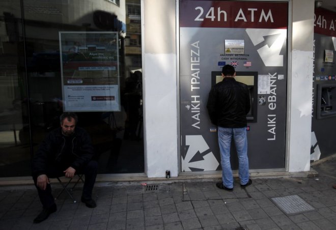 Кипър започва разследване на банковата криза 