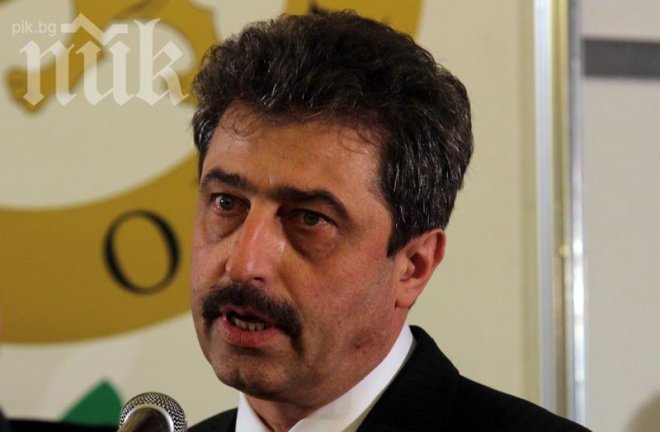 Цветан Василев: Не съм дал повече от 500 хил. лв. на Пеевски за медиите му