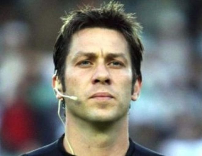 Съдията на мача срещу Дания довечера е черна котка за Любо Пенев