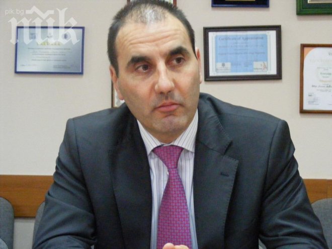 Викат Цветанов на
разпит по СРС-гейт