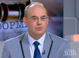 новият съветник президента радев доц атанас семов европа момента ври кипи