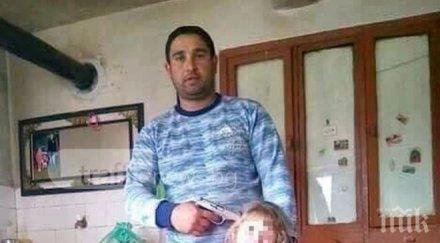 скандална снимка взриви фейсбук баща опря пистолет главата детето снимки