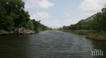 река ропотамо затвори пътя веселие ясна поляна