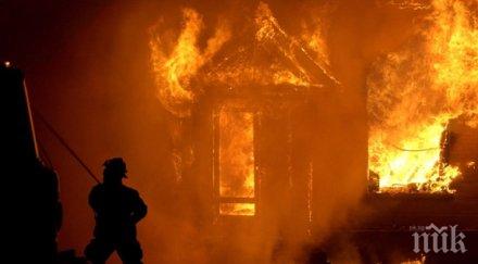 дупничанин изгоря факла дома