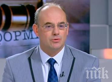 Новият съветник на президента Радев доц. Атанас Семов:  Европа в момента ври и кипи