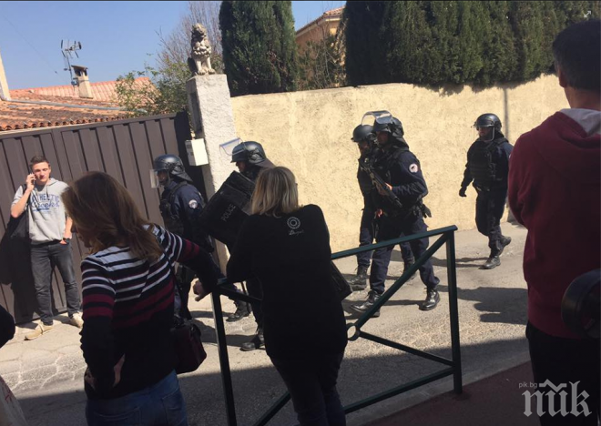 Първи подробности за ужаса във Франция! Ученик открил стрелба по директора, поне двама са ранени