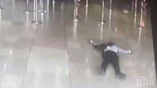Първа СНИМКА (18+) на застреляния нападател на летище „Орли”