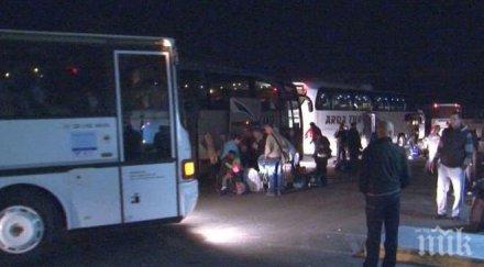 100 автобуса изборни туристи влезли турция март