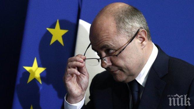 СЛЕД СКАНДАЛ: Френският вътрешен министър подаде оставка
