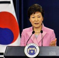 Южнокорейски прокурори искат заповед за арест на сваления президент Пак Гън Хе