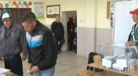 извънредно месеца затвор купуване гласове