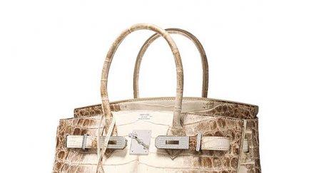 потрес пловдив адвокат удари свидетелка чанта главата