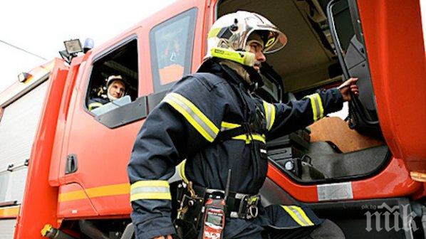 Пожар вилня в импровизирана автоморга край Варна