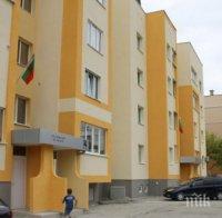 СВЕТВАТ! 24 панелки в Пловдив стават като нови, санират ги