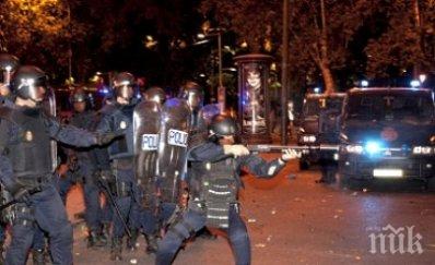 стрелят гумени куршуми протестиращи