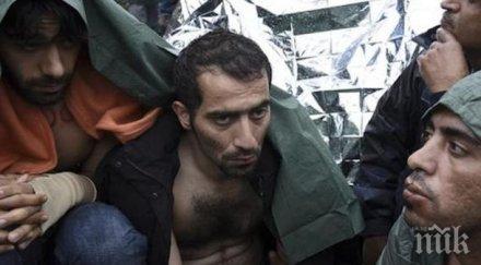 задържаха мигранти сред деца