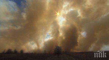 извънредно голям пожар гори копривщица