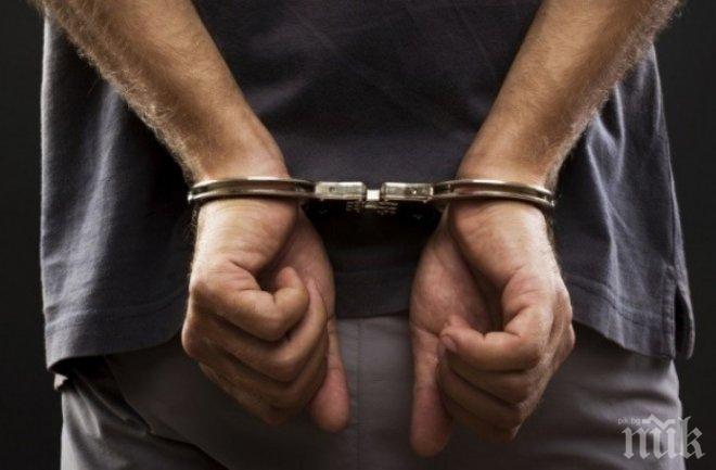 Затвор за рецидивист, нападал и ограбвал жени