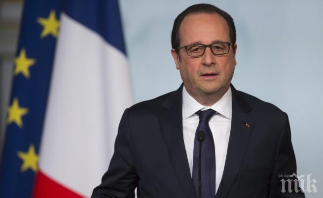 Мръсен номер! Хакери поканиха 12 хиляди на прощалната вечеря на Оланд