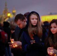Москва почита жертвите от Санкт Петербург (ВИДЕО)