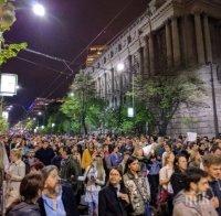 Отново хиляди излязоха на протест в Белград срещу избора на Александър Вучич за президент