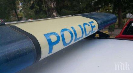 шок банско изхвърлиха пътя голо годишно момиче