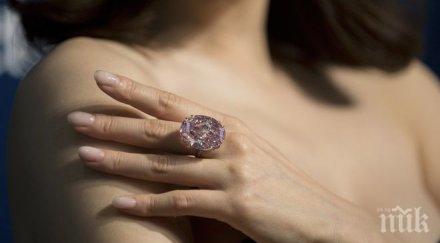 рекорд продадоха диаманта розова звезда 712 милиона долара снимки