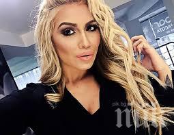 Скандална чалга певица навири дупе и цици в нета (СНИМКИ 18+)